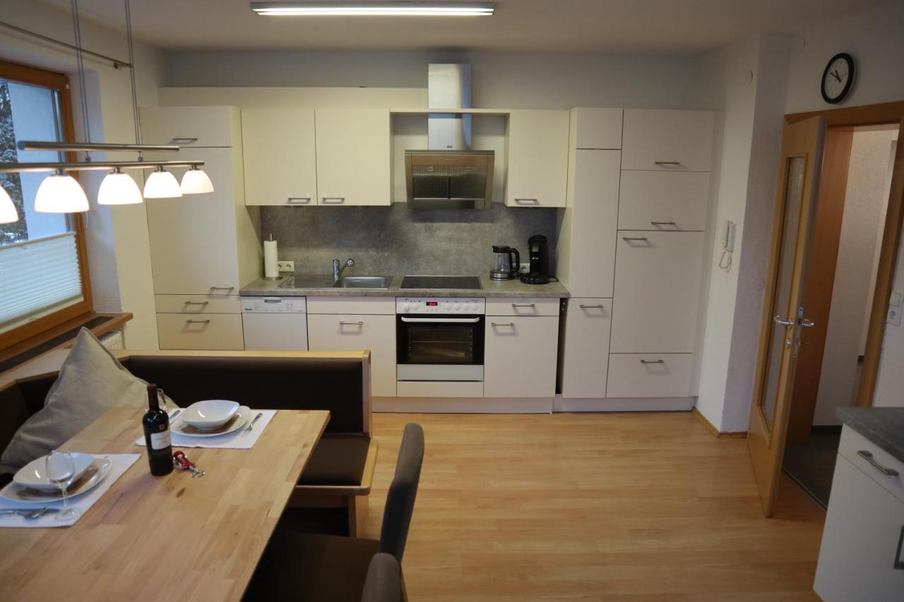 Apart 83 Tosens Bagian luar foto