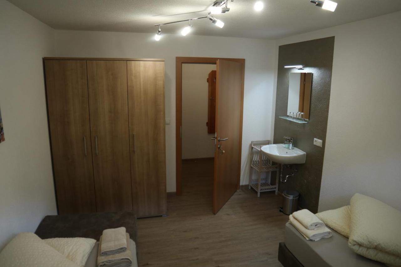 Apart 83 Tosens Bagian luar foto